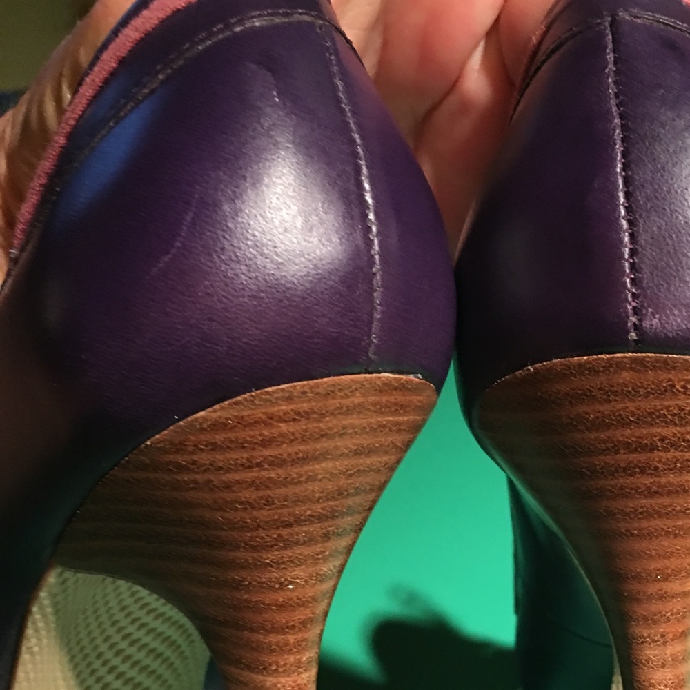 Gabriella Rocher Heels 💜 - Picture 3 of 9